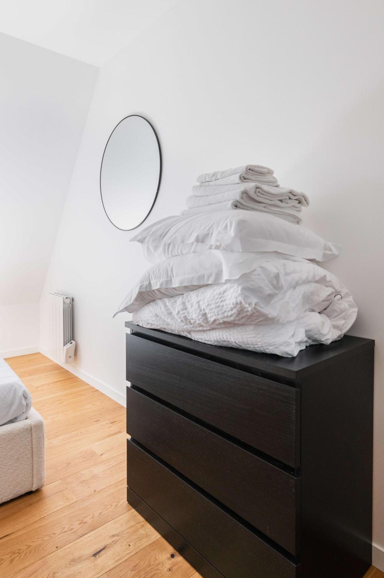 2 Pieces Refait A Neuf Dernier Etage - Paris 19 - 4P - Flat-Guest Apartment Exterior foto