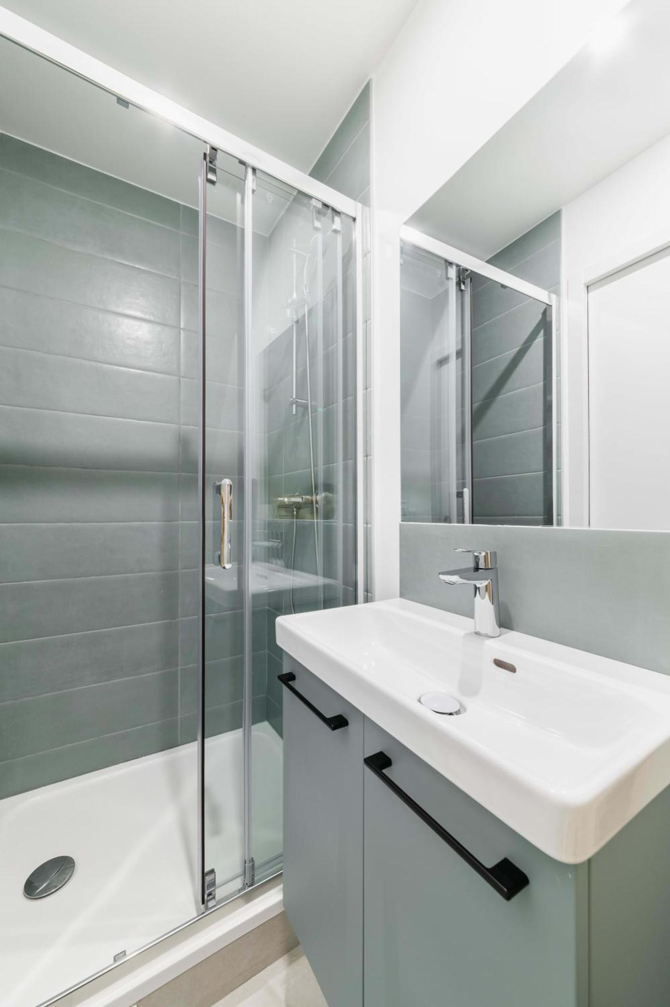 2 Pieces Refait A Neuf Dernier Etage - Paris 19 - 4P - Flat-Guest Apartment Exterior foto